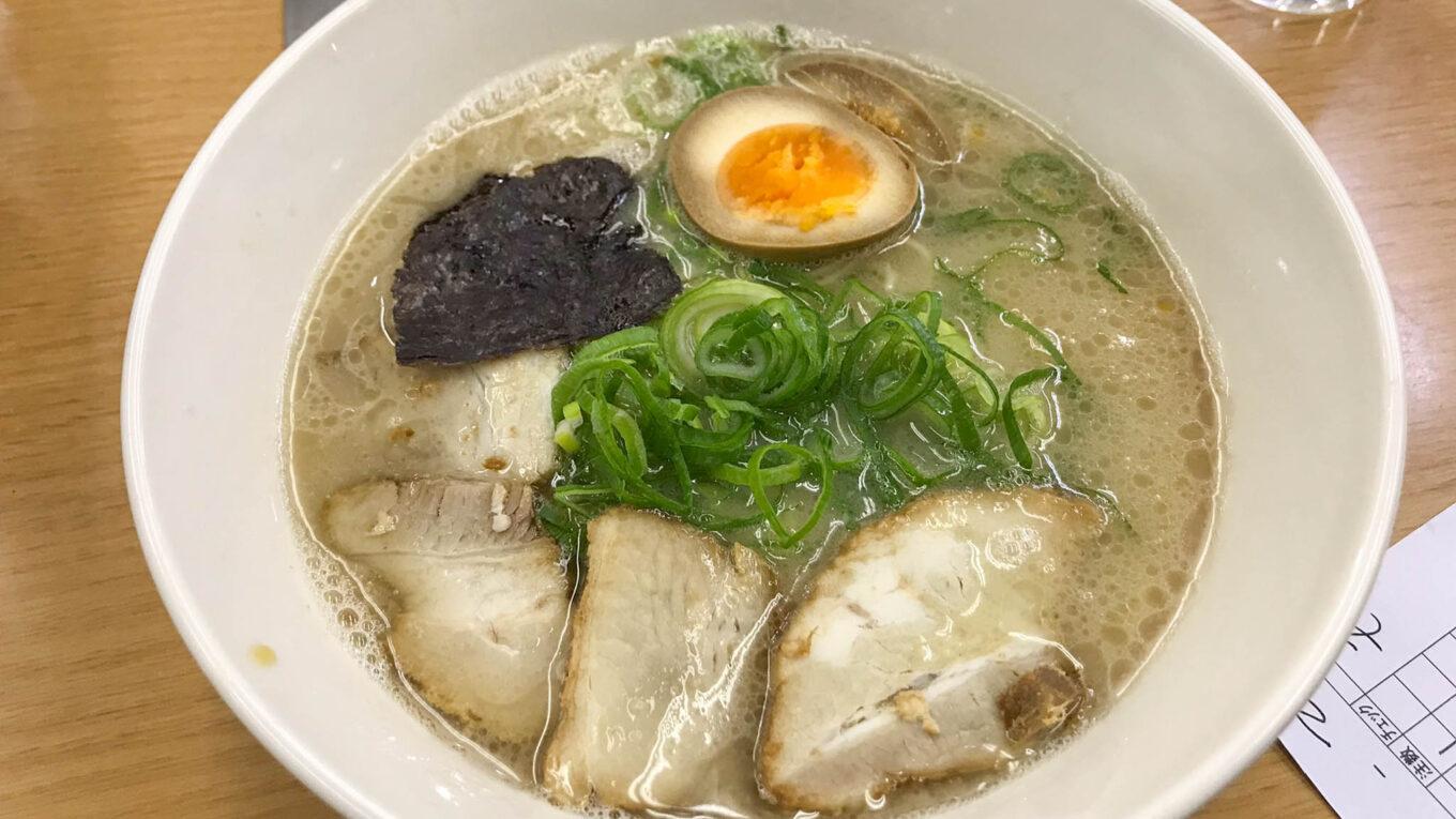 名代ラーメン亭