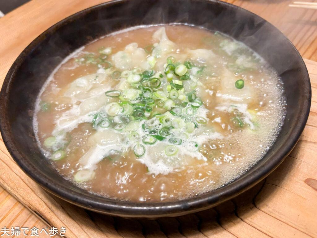 池三郎　水餃子のような炊き餃子