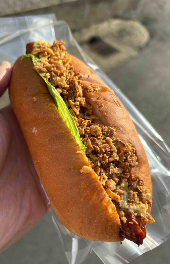 伊丹空港近くのパン