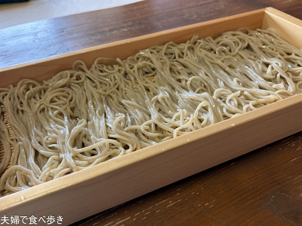 山形の板そばにゲソ天