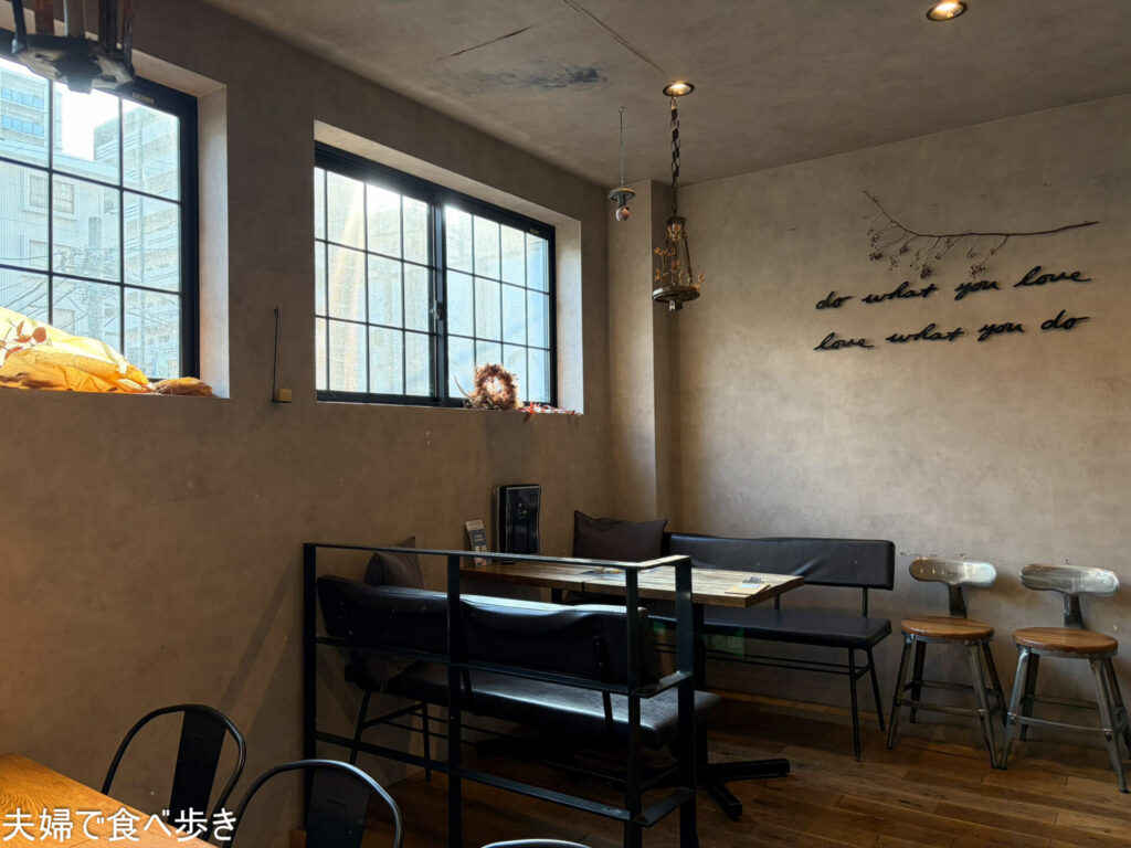 佐賀駅近くのカフェで朝食