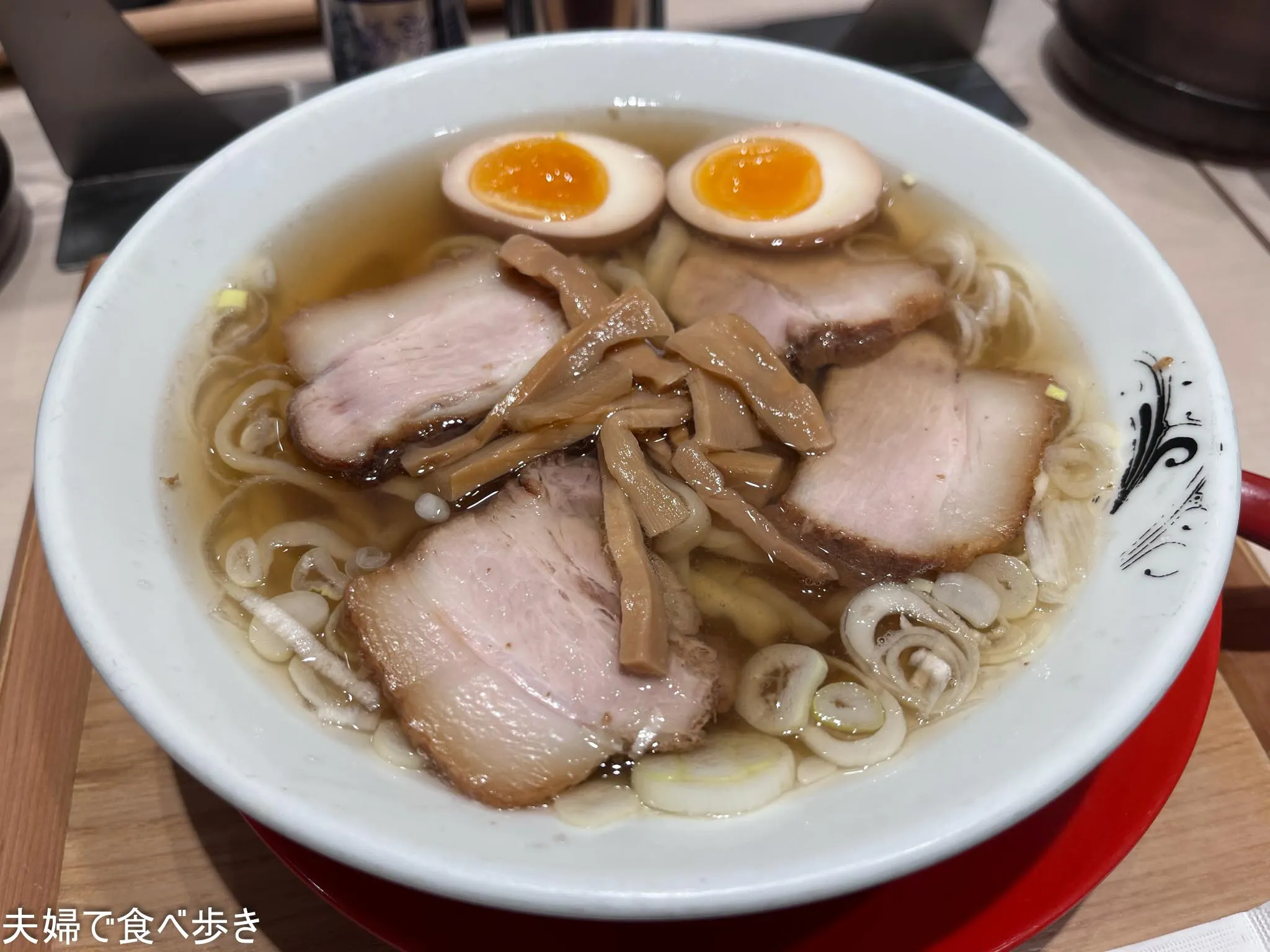 らーめん七彩飯店　らーめん味玉入り