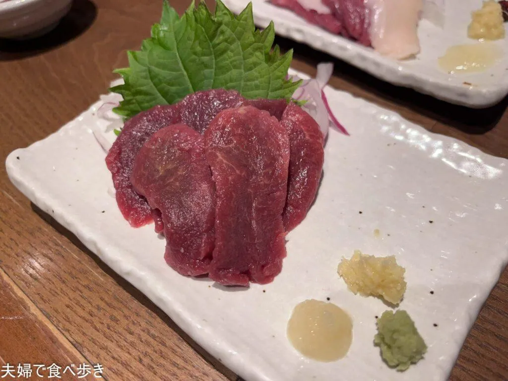 肉寿司で一杯できる