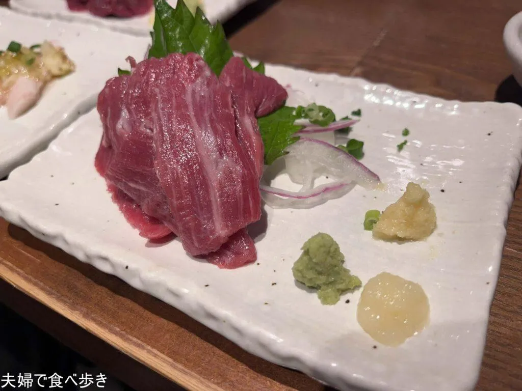 肉寿司で一杯できる