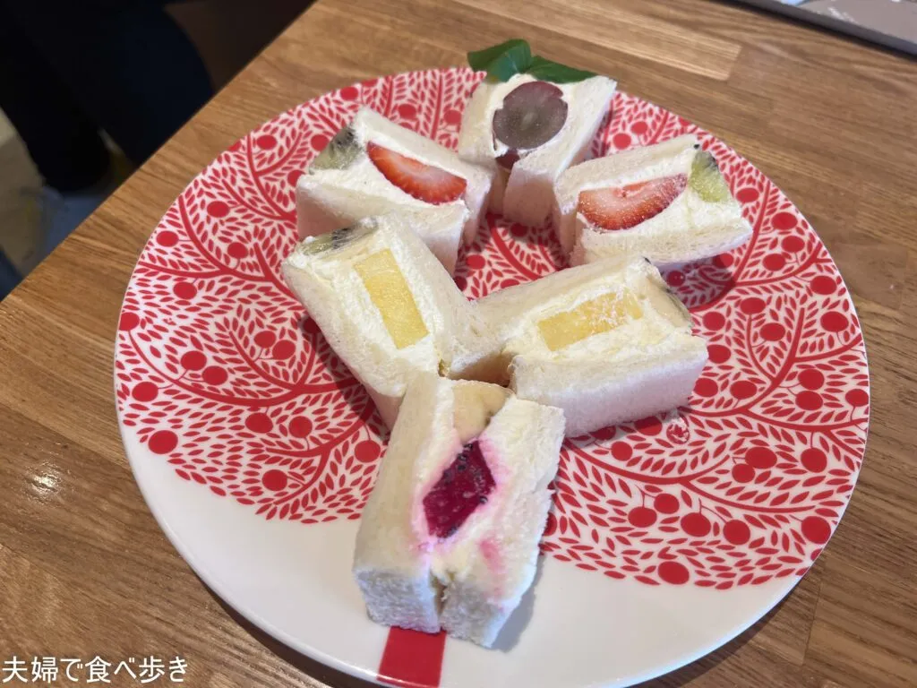 ペリカンカフェ　