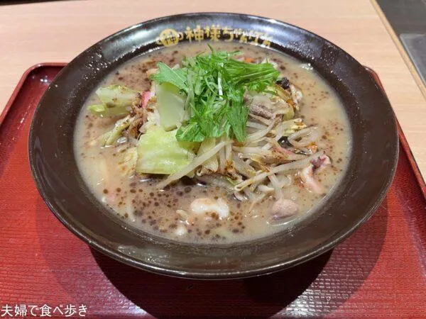 上里SA フードコート