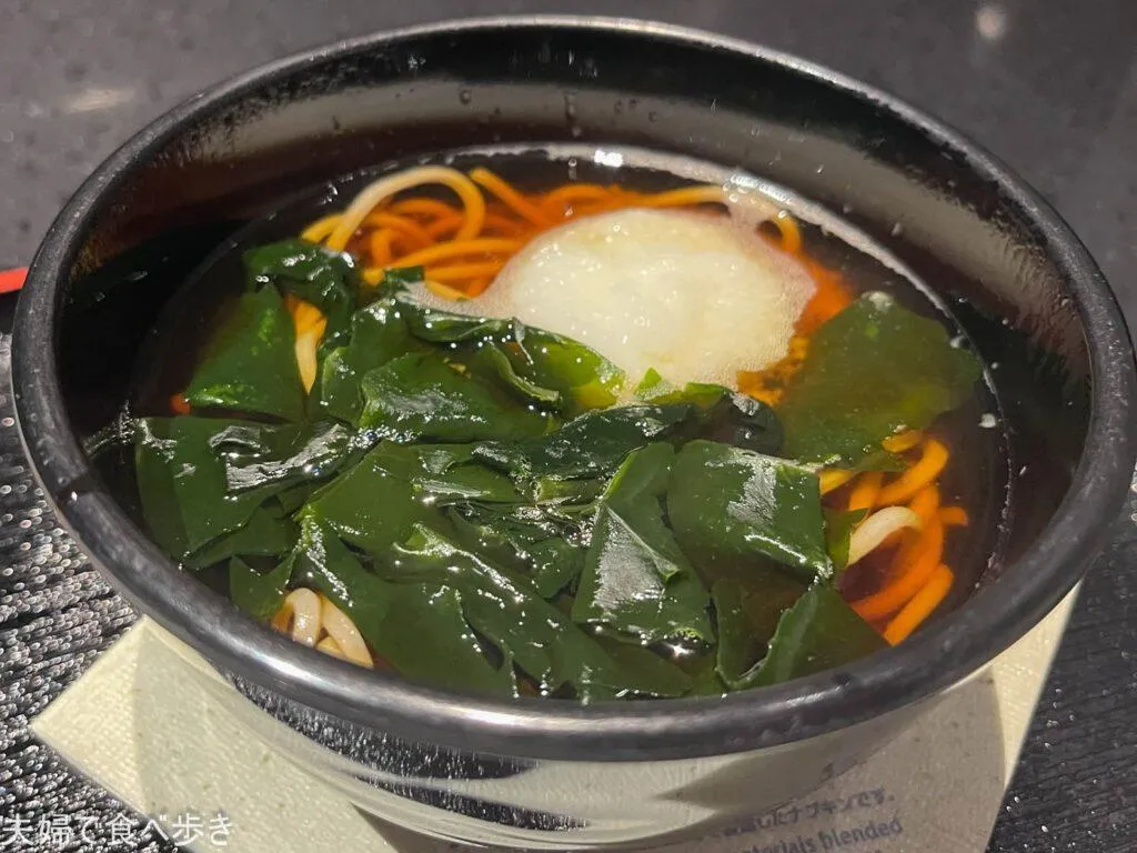 ラウンジのそば