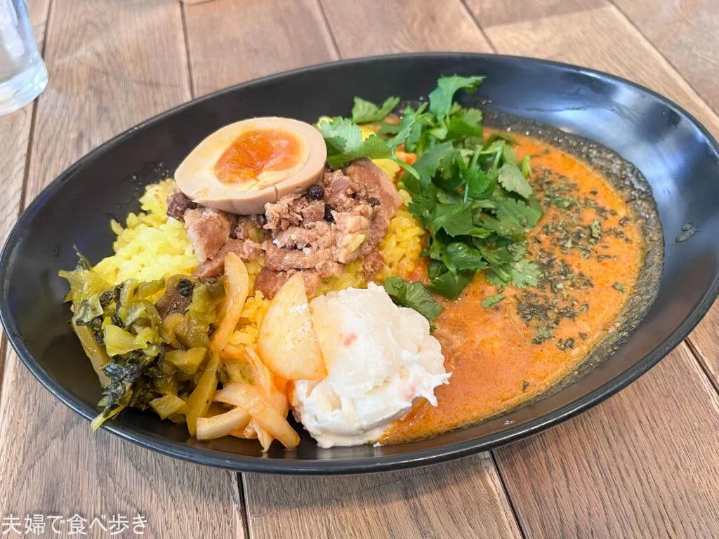 カリガリ秋葉原　ルーローハンとカレーの相盛