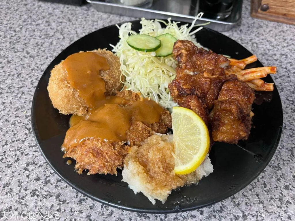 ハイライト食堂 百万遍店　デカ盛り食堂の唐揚げ