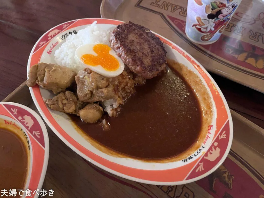 ハングリーベア・レストラン　ディズニーでカレー