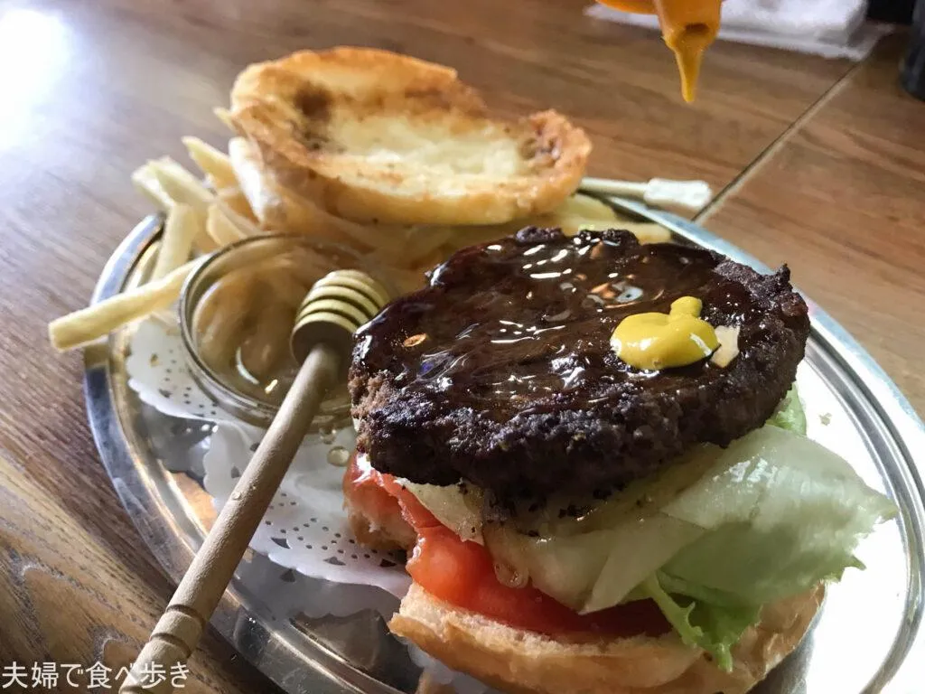 ハニービー　横須賀バーガー