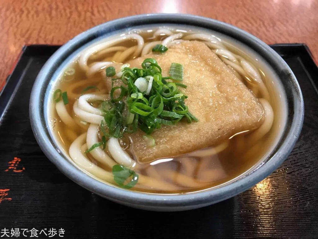 大阪のうどんと丼物の店