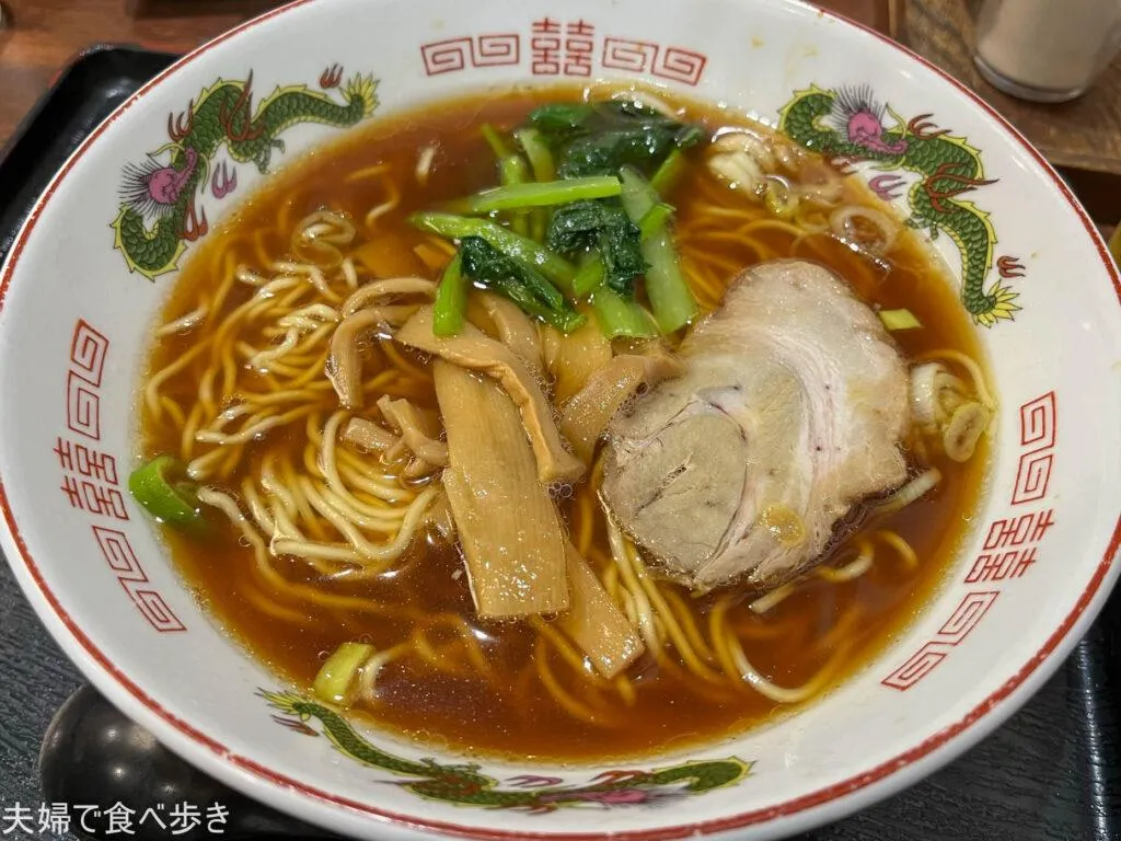 そば屋の名物ラーメン