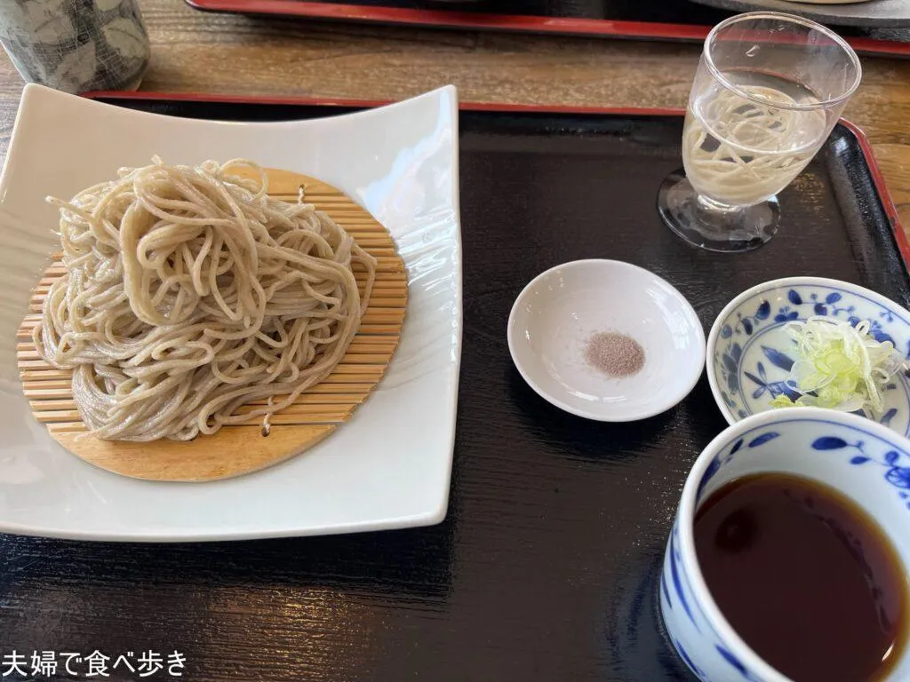 信濃路遊膳　そばのさと　十割のそばを水で食べる