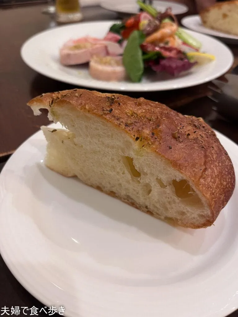 カジュアルに本格料理が楽しめる