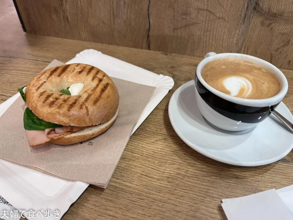 メストレ駅で朝食