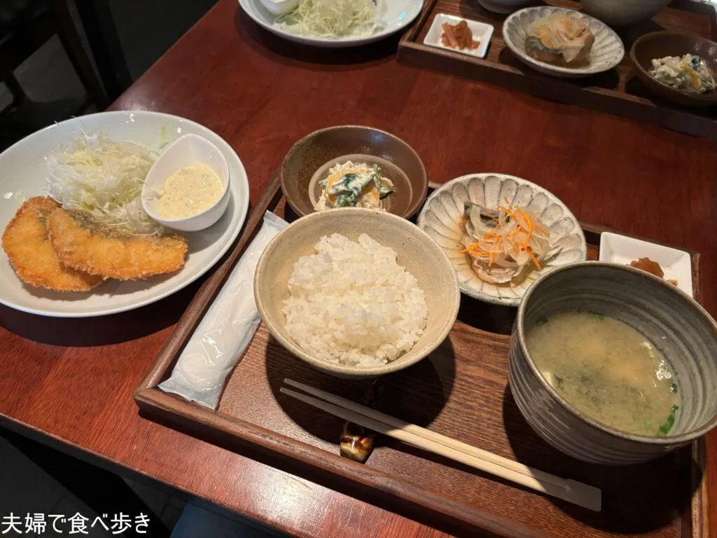 猫と魚　ゆっくりとランチ時間