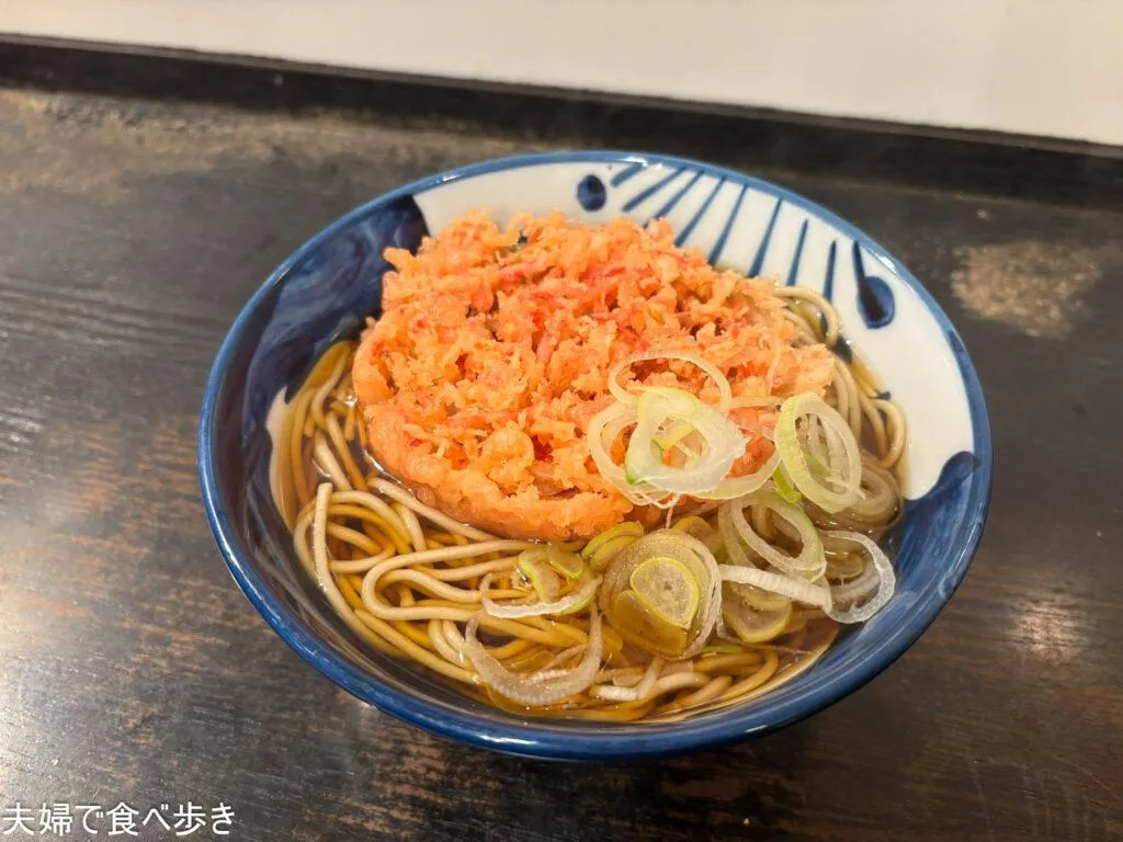 上野の立食で紅生姜天そば