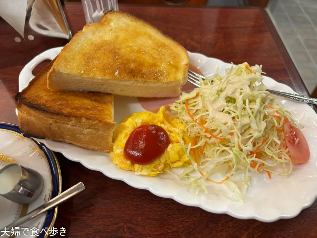 パン充実のモーニング