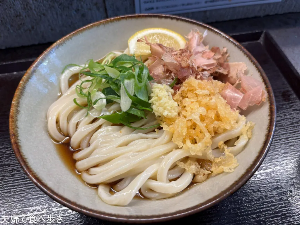 軽くうどんを食べる