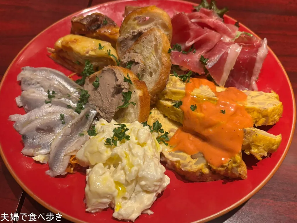 三津寺筋のスペイン料理